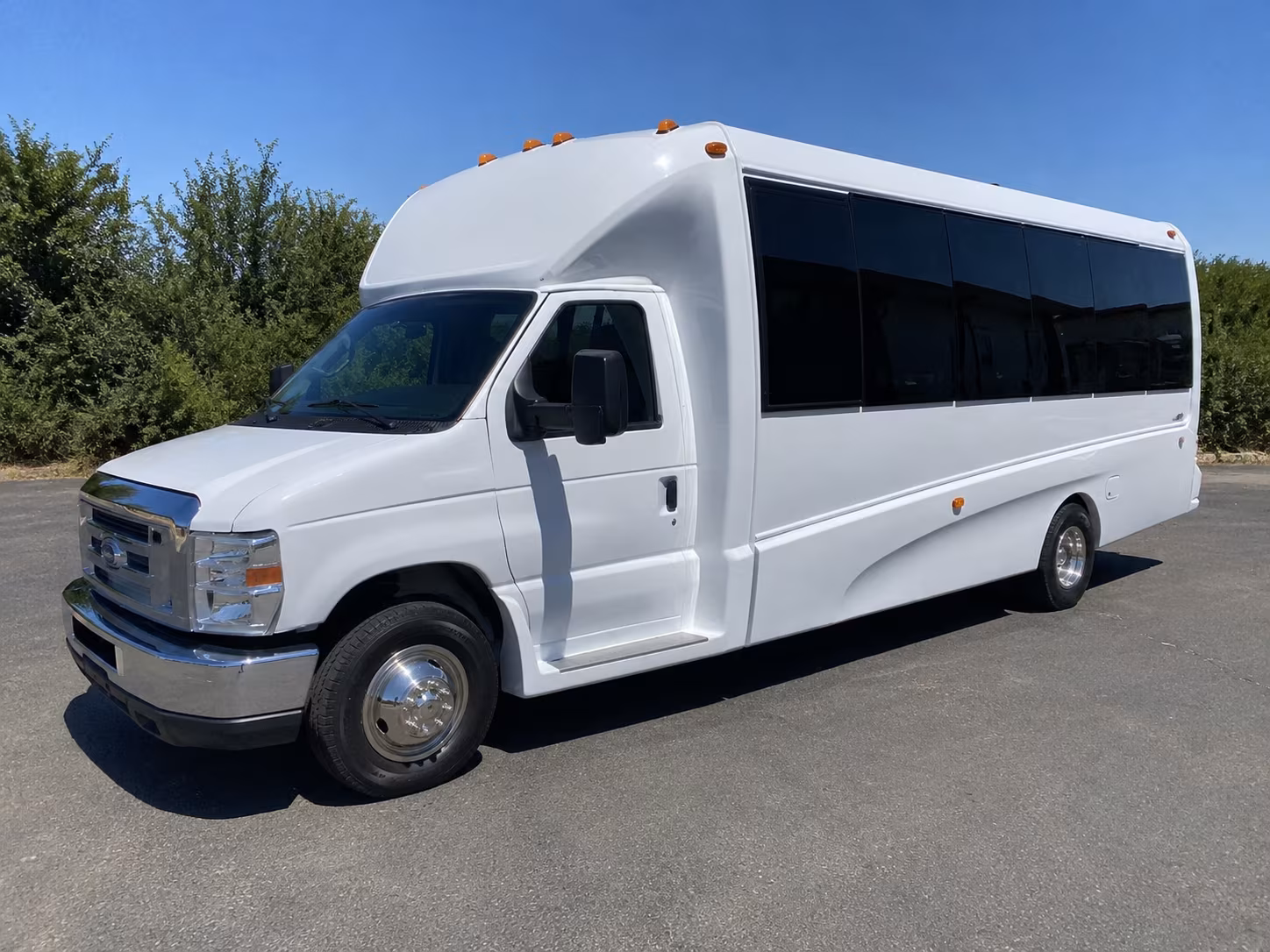 charleston bus rentals
