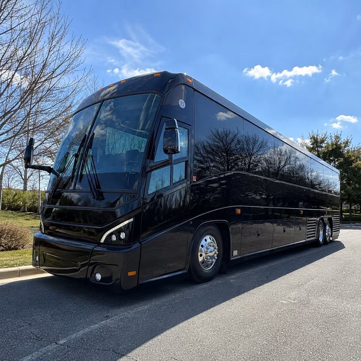 charleston plan your away game or fan trip with a charleston charter bus rental