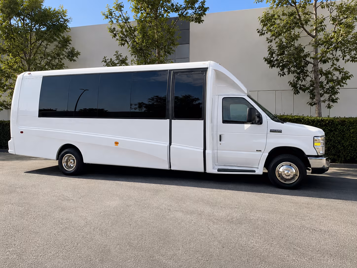 charter buses for boone hall plantation and lowcountry living history programs