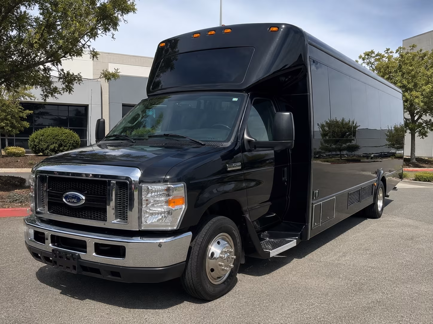 mount pleasant sporting event party bus rental