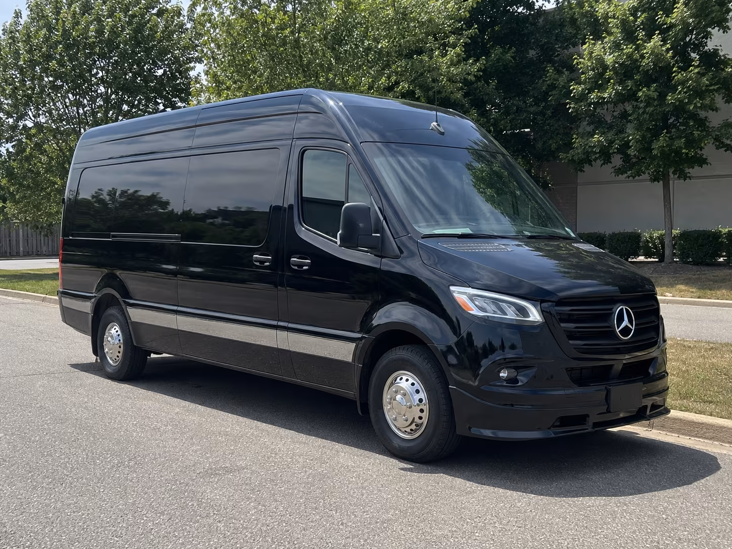 summerville private shuttles for summerville wedding guests
